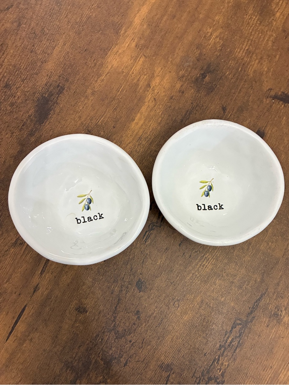 Mud Pie Pair of Small Olive Bowls